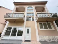 Rent, two bedroom apartment, 80m², Centar, Cetinje - image 11