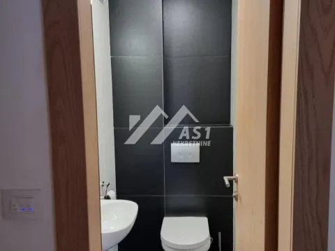 Izdavanje, trosoban stan, 65m², Detelinara, Novi Sad Sve Podlokacije - image 17