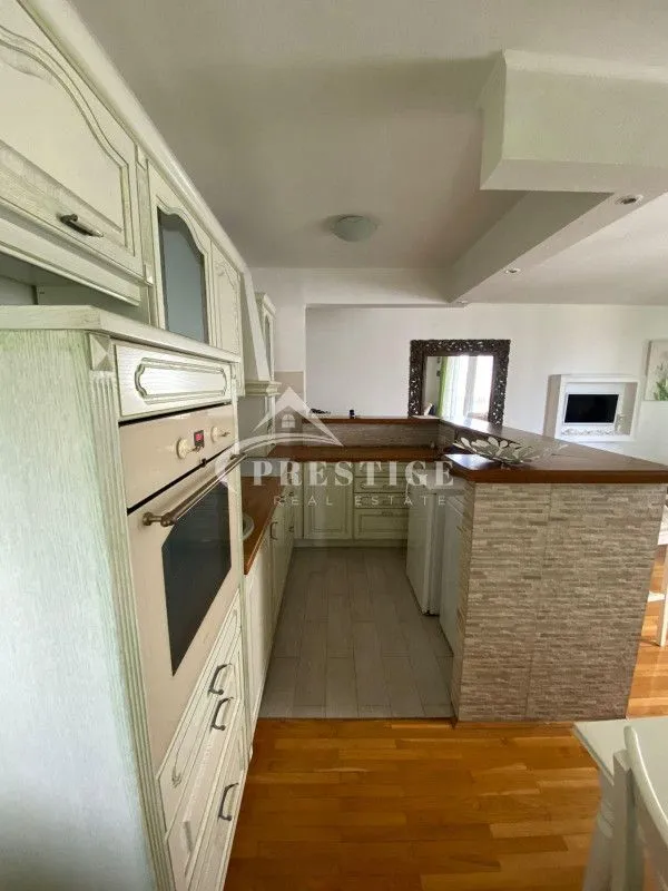 Sale, two bedroom apartment, 80m², Blok 5, Podgorica