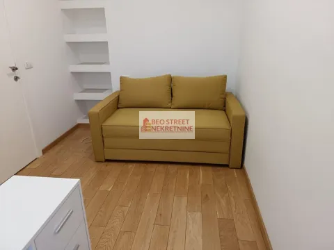 Izdavanje, trosoban stan, 80m², Slavija, Vračar Sve Podlokacije - image 8