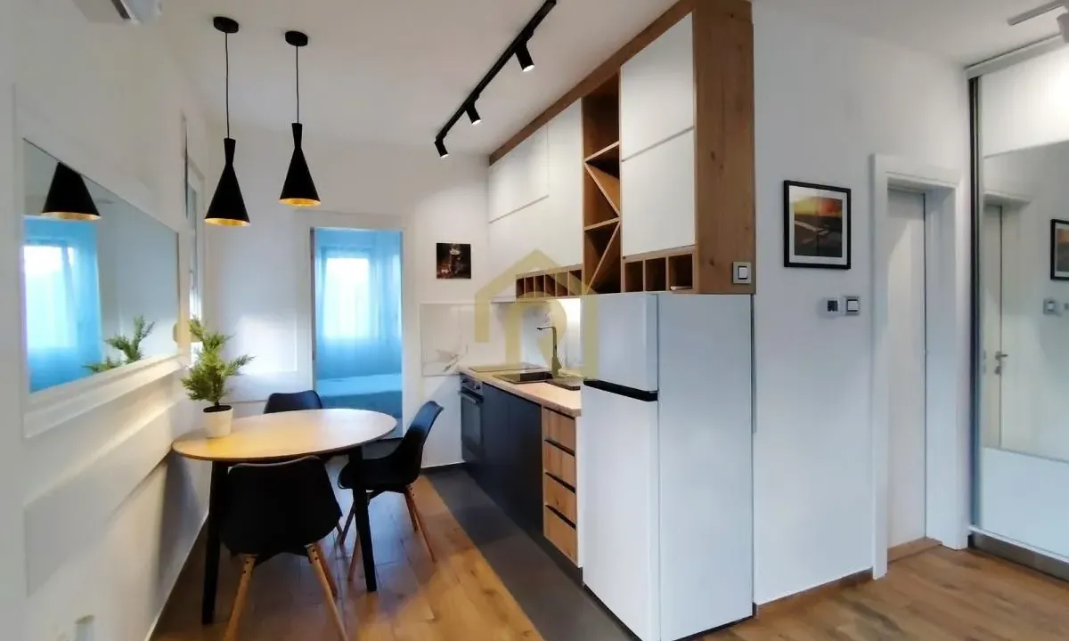 Izdavanje, jednosoban stan, 45m², Bežanija, Beograd