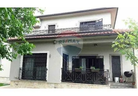 Izdavanje, kuća, 250m², Tološi, Podgorica - image 3