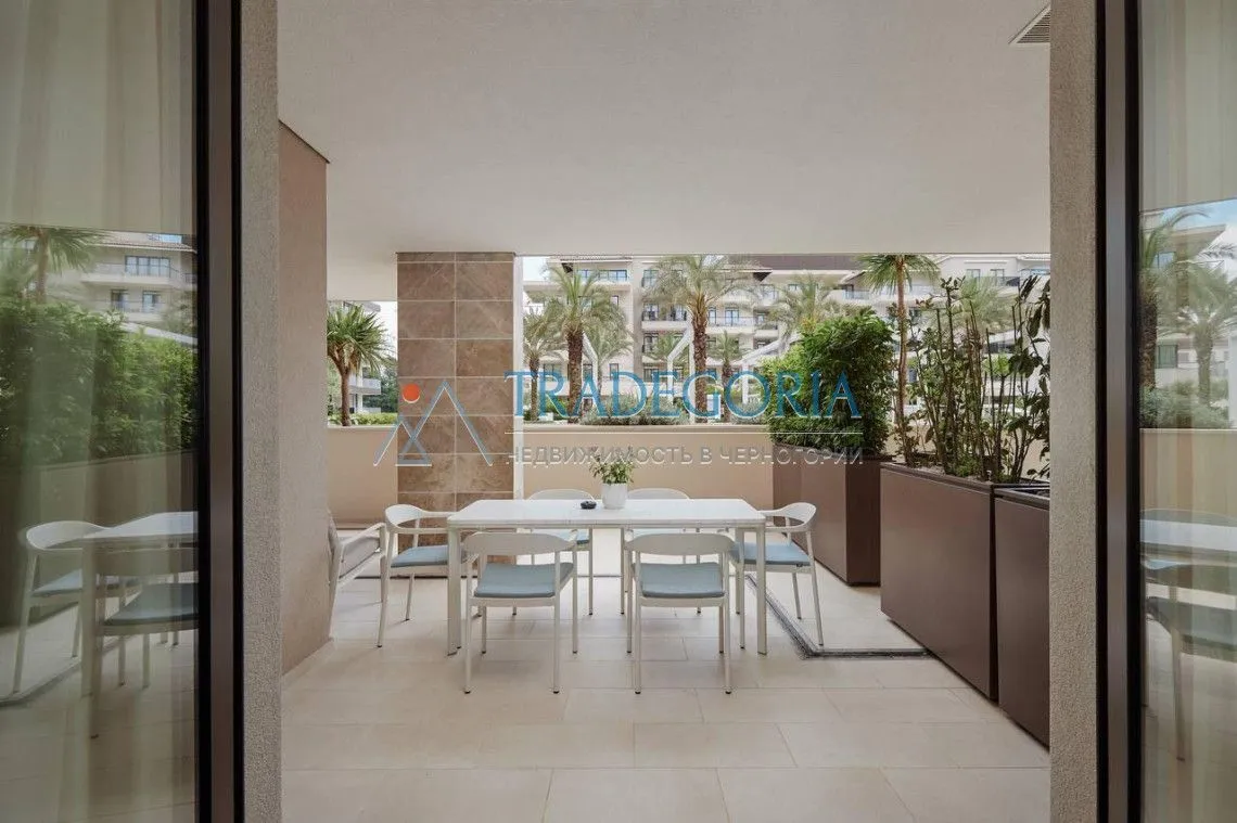 Prodaja, trosoban stan, 192m², Tivat, Crna Gora