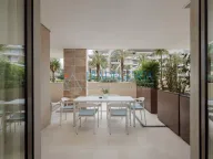 Prodaja, trosoban stan, 192m², Tivat, Crna Gora - image 8