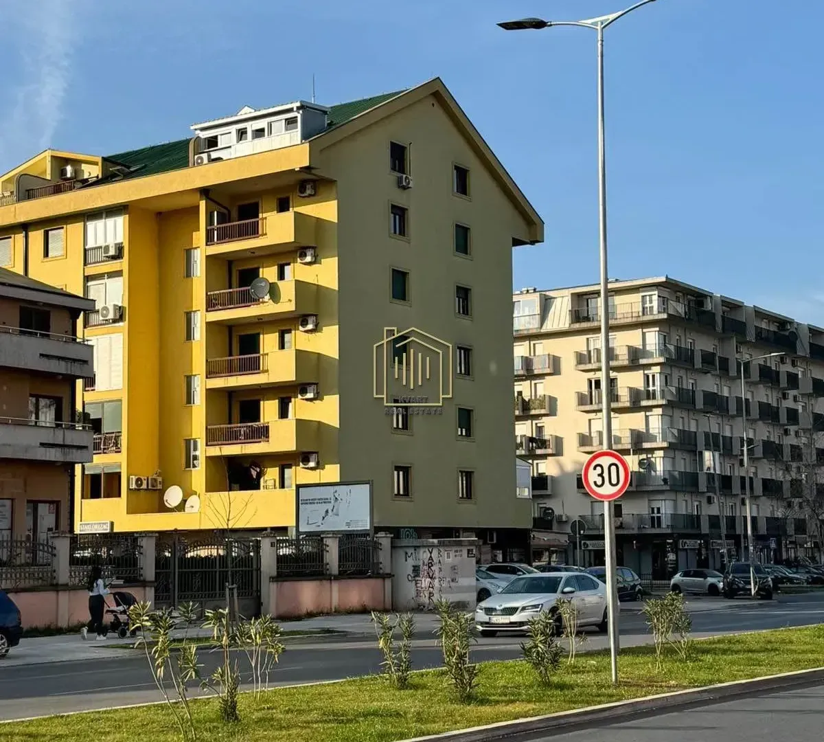 Rent, one bedroom apartment, 52m², Stari Aerodrom, Podgorica