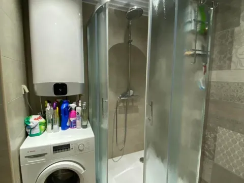 Izdavanje, dvosoban stan, 64m², Makedonsko naselje, Bar - image 11