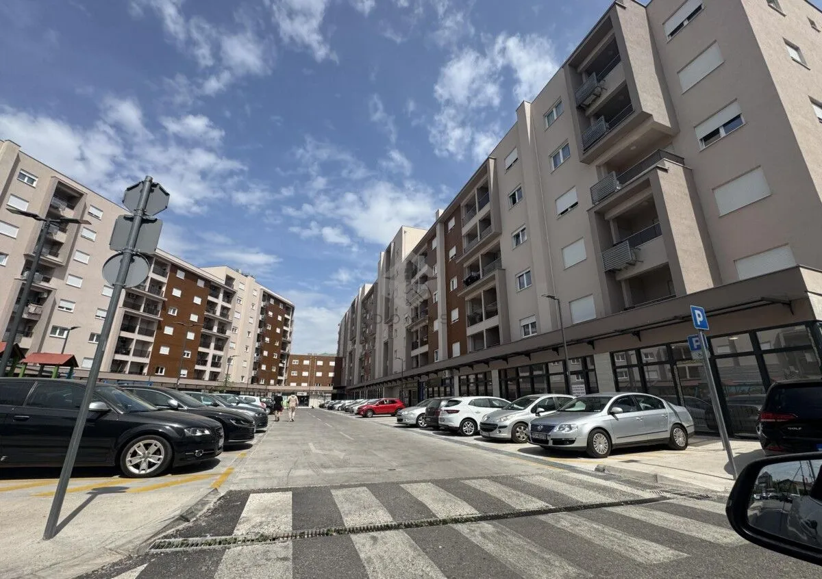 Sale, office space, 100m², Stari Aerodrom, Podgorica