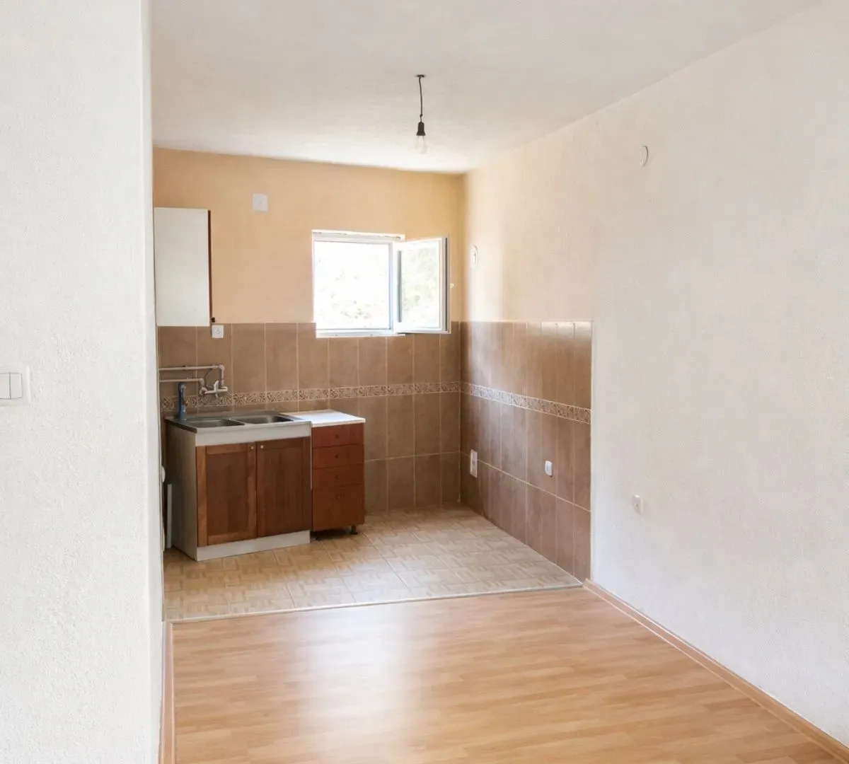 Prodaja, kuća, 214m², Bijelo Polje, Podgorica