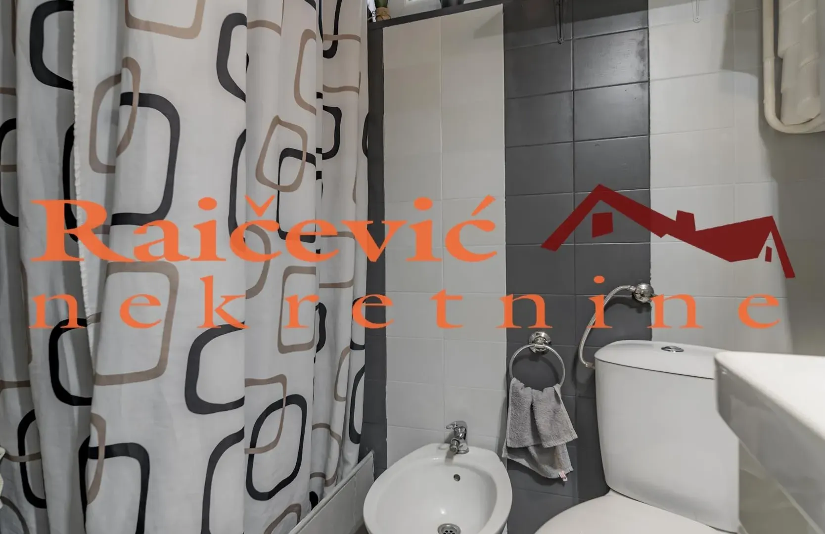 Prodaja, kuća, 125m², Zemun Kalvarija, Zemun Sve Podlokacije