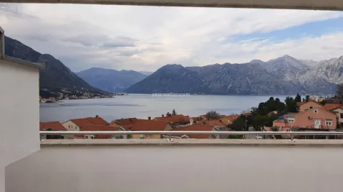Prodaja, dvosoban stan, 120m², Dobrota, Kotor - image 5
