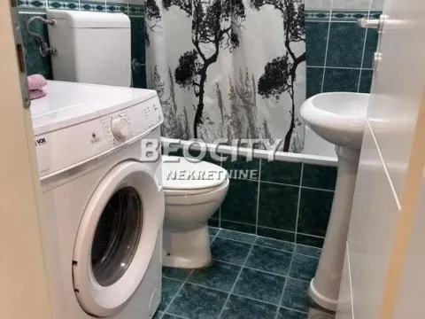 Izdavanje, stan, 43m², Centar, Novi Sad - image 13