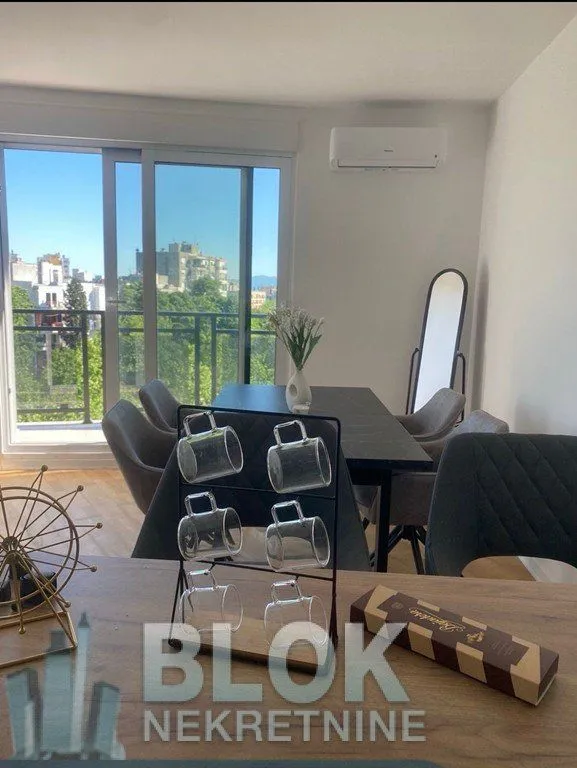 Izdavanje, dvosoban stan, 103m², Ljubović, Podgorica
