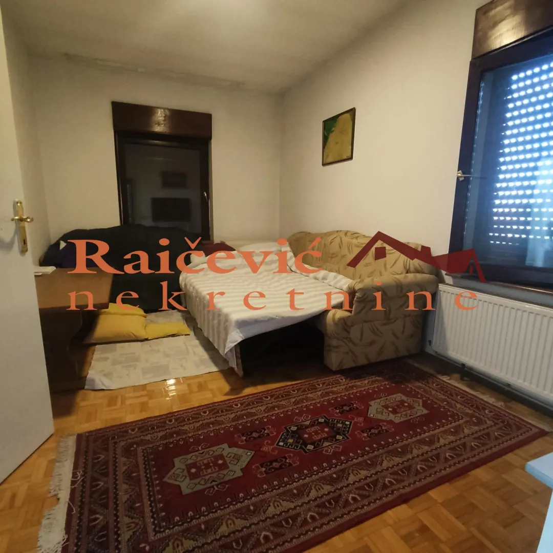 Prodaja, kuća, 240m², Opovo, Srbija