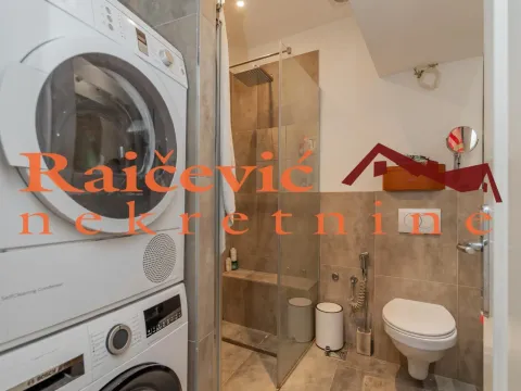 Prodaja, stan, 160m², Vračar, Šid - image 12