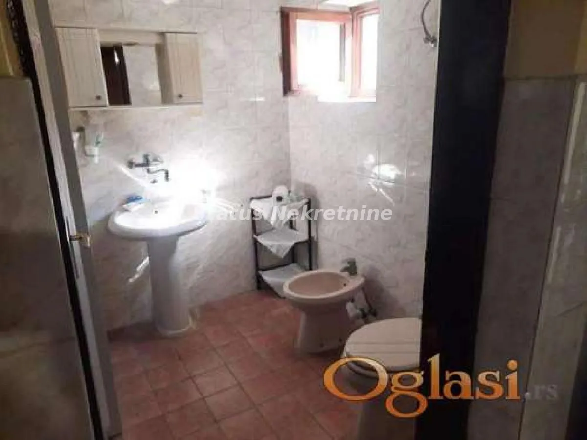 Prodaja, kuća, 170m², Bela Palanka, Srbija