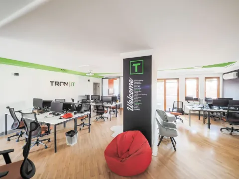 Sale, five bedroom apartment, 221m², Vračar Sve Podlokacije, Beograd - image 8