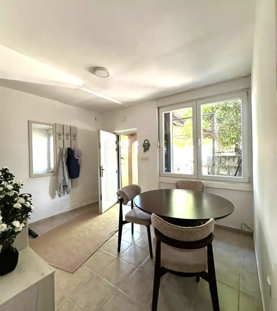 Prodaja, kuća, 75m², Zagorič, Podgorica