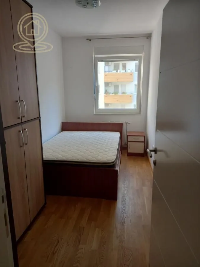 Prodaja, stan, 60m², Bulevar Oslobodjenja, Novi Sad Sve Podlokacije