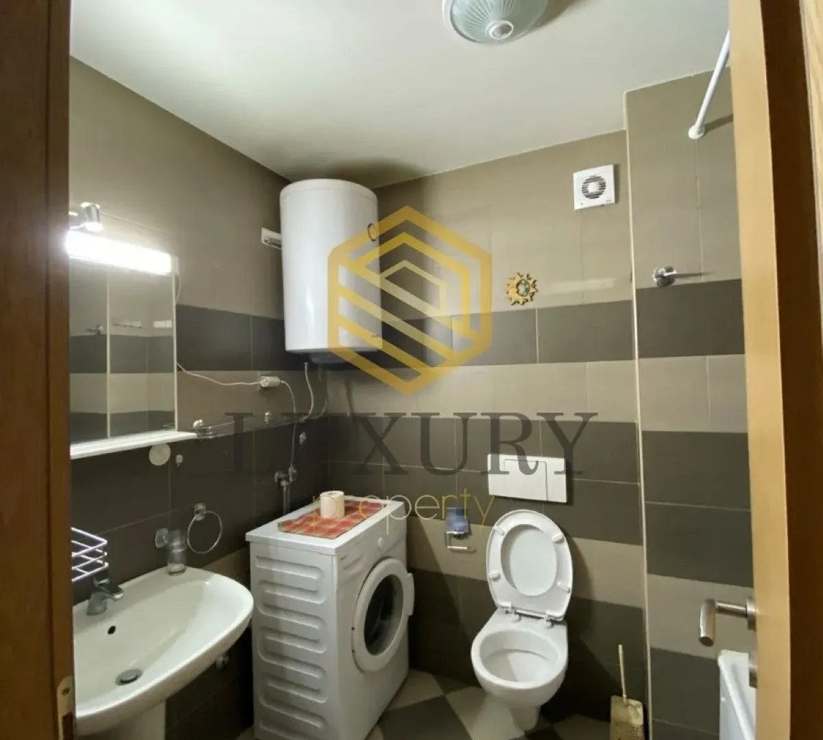 Rent, studio apartment, 30m², Tuški Put, Podgorica