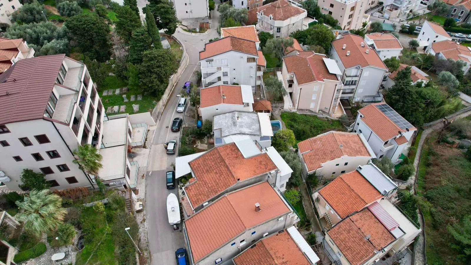 Prodaja, plac, 237m², Petrovac, Budva