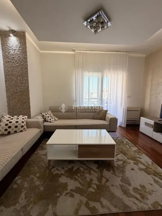 Rent, two bedroom apartment, 68m², City Kvart, Podgorica