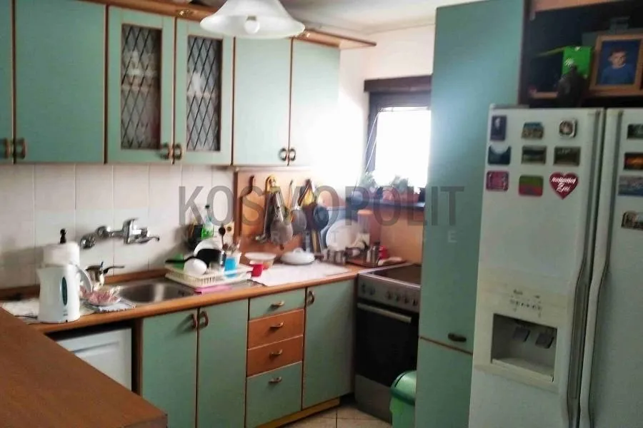 Sale, three bedroom apartment, 108m², Voždovac Sve Podlokacije, Beograd
