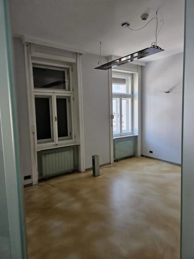 Rent, office space, 360m², Centar, Novi Sad