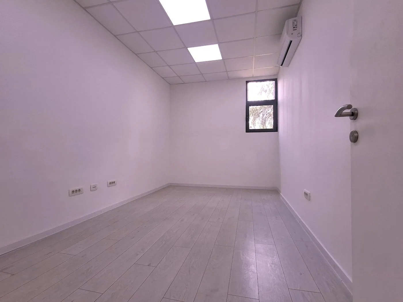 Sale, office space, 294m², Blok 5, Podgorica