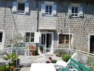 Prodaja, kuća, 54m², Kotor, Crna Gora - image 1