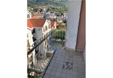 Sale, one bedroom apartment, 70m², Centar, Tivat - image 9