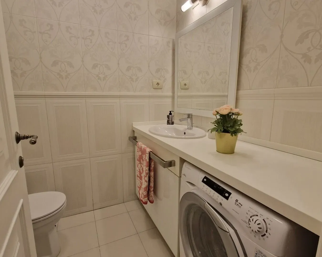 Rent, three bedroom apartment, 120m², Stari grad, Novi Sad