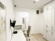 Izdavanje, poslovni prostor, 70m², Centar, Podgorica - image 11