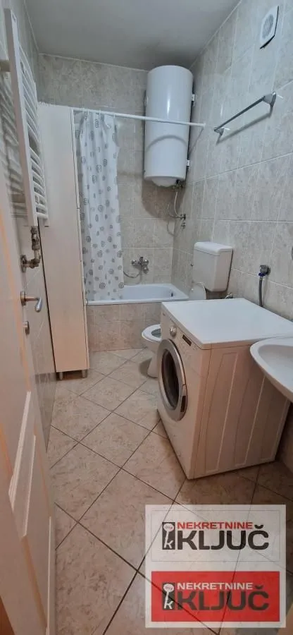 Izdavanje, garsonjera, 29m², Sajmište, Novi Sad