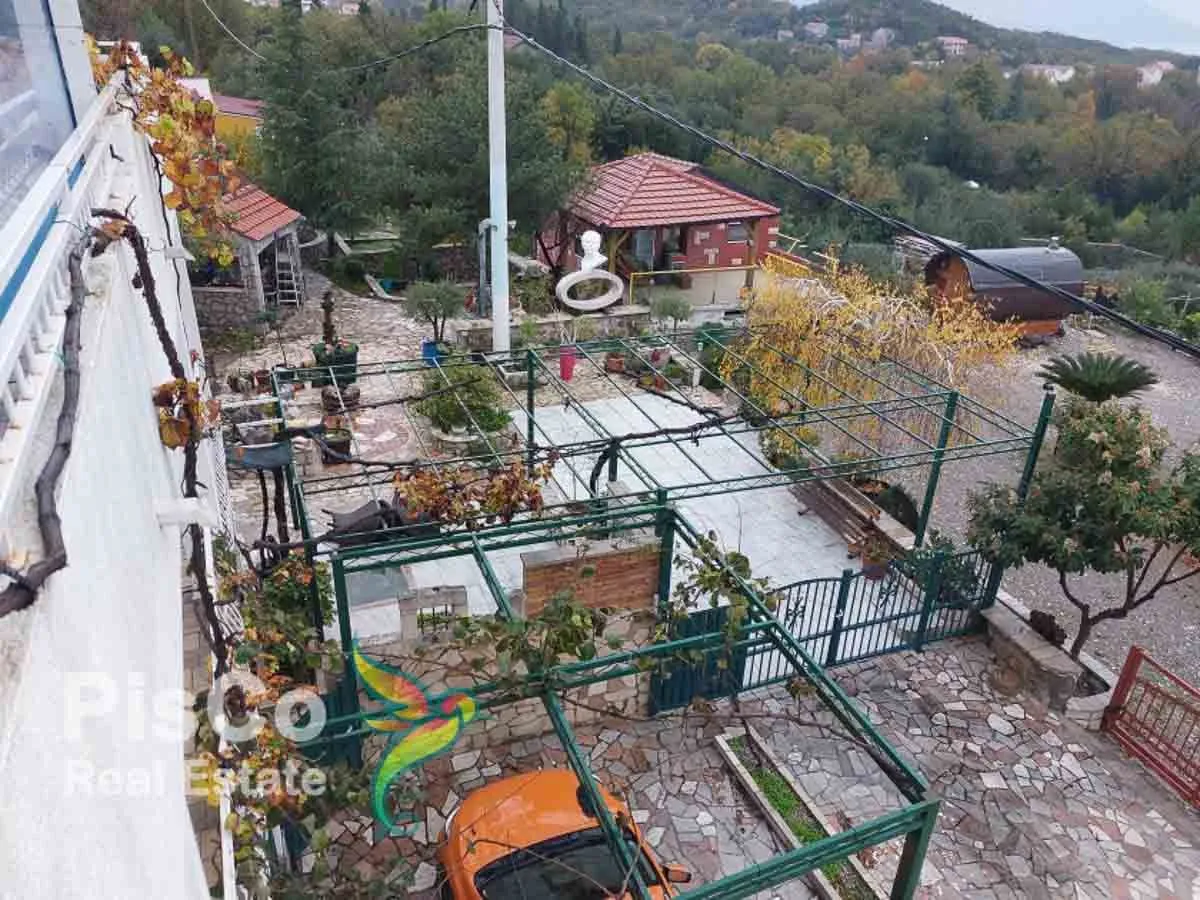 Prodaja, kuća, 370m², Tivat, Crna Gora