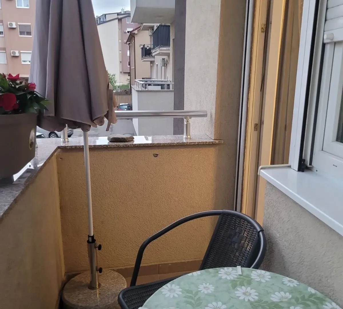 Sale, two bedroom apartment, 49m², Zvezdara Sve Podlokacije, Beograd