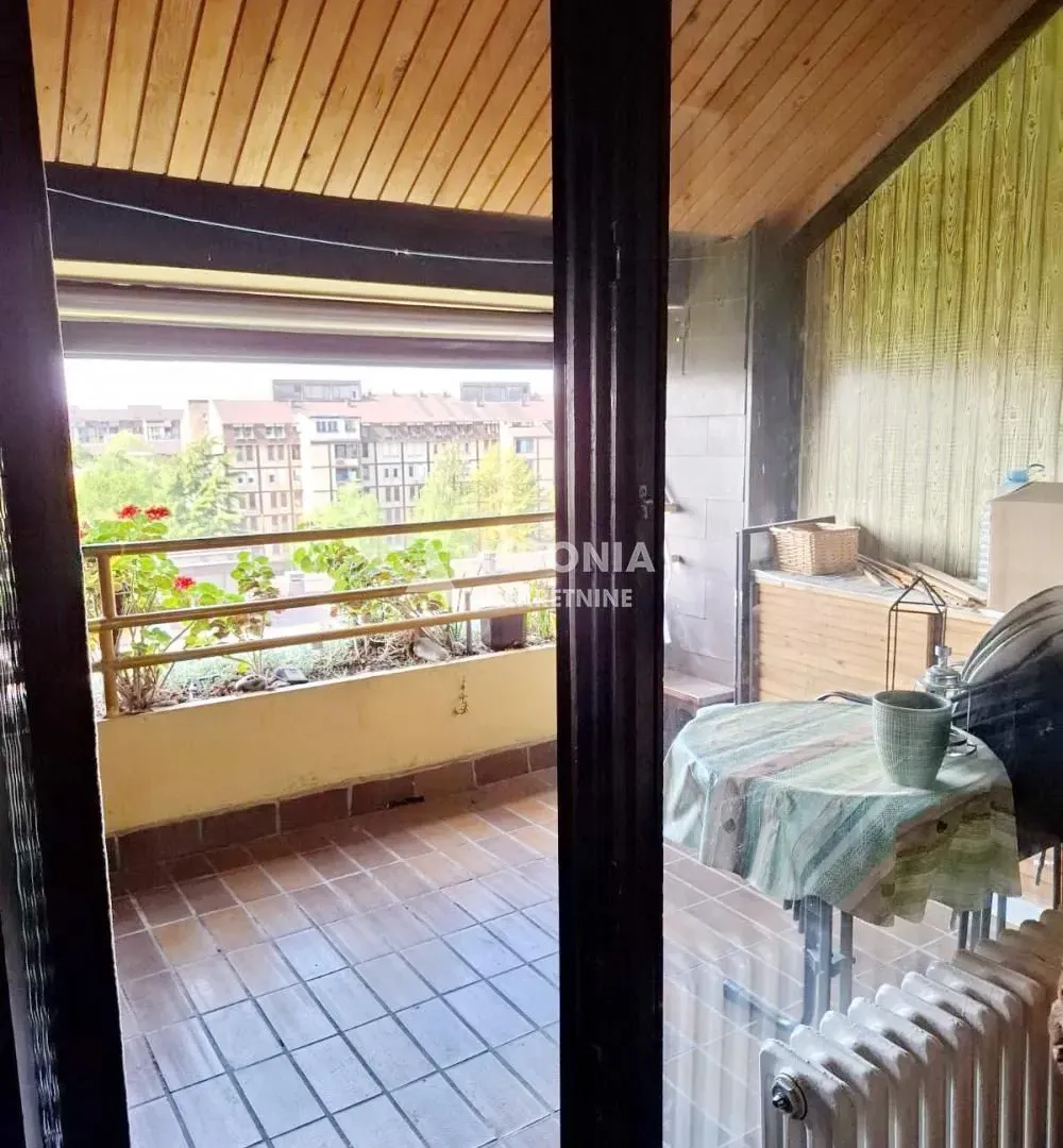 Prodaja, trosoban stan, 83m², Čukarica, Beograd