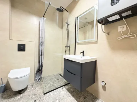 Rent, three bedroom apartment, 82m², Vezirov Most, Podgorica - image 8