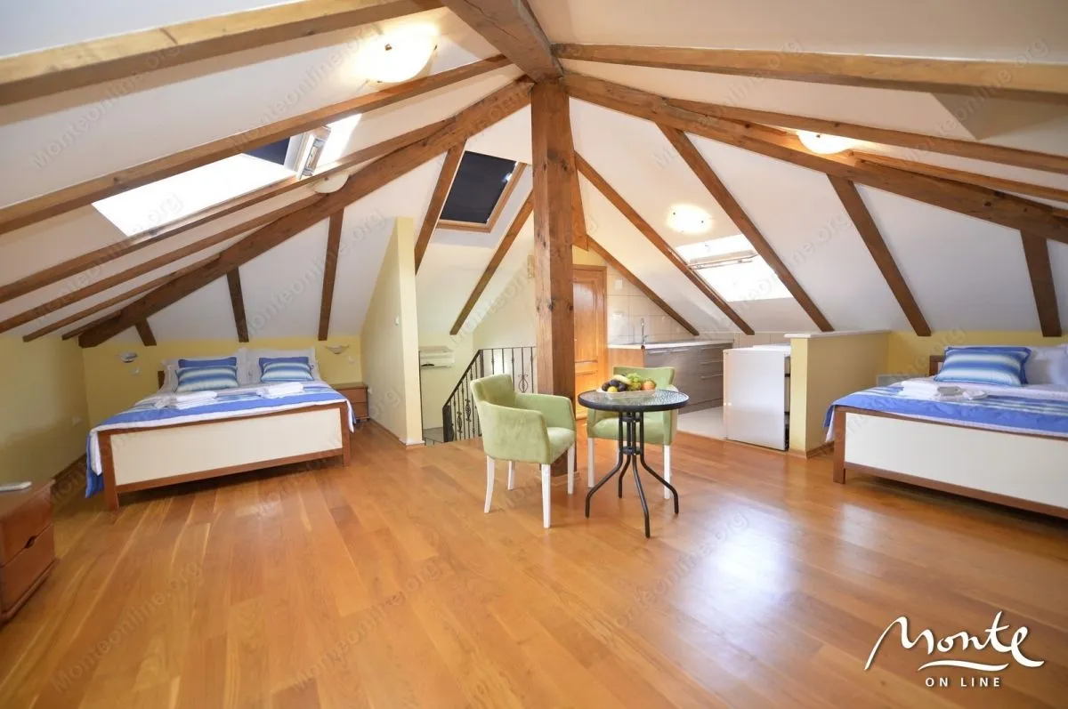 Prodaja, kuća, 222m², Prčanj, Kotor