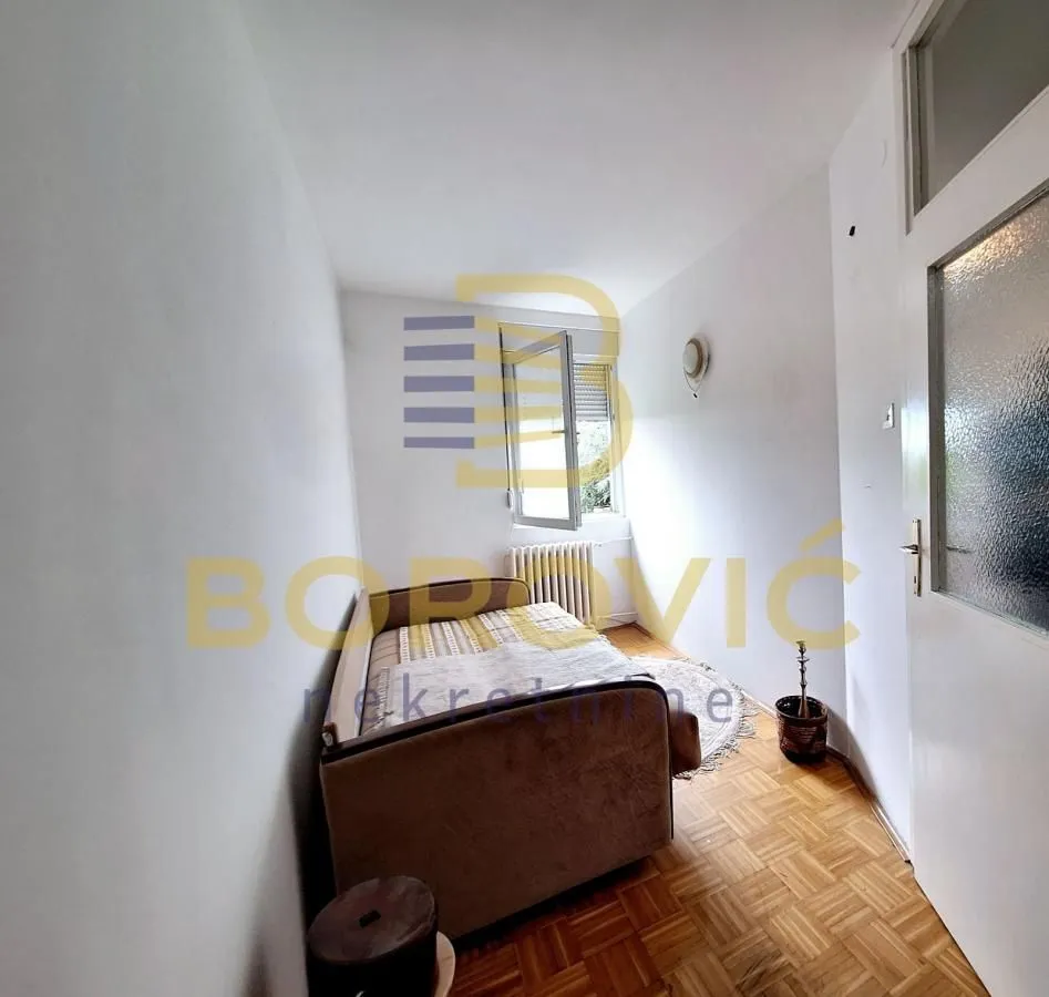 Prodaja, jednosoban stan, 27m², Resnik, Beograd
