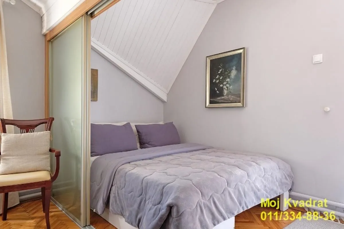 Prodaja, četvorosoban stan, 100m², Zemun Sve Podlokacije, Beograd