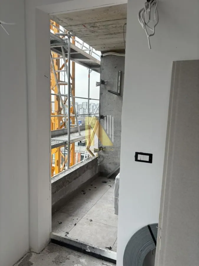 Prodaja, četvorosoban stan, 84m², Zemun Sve Podlokacije, Beograd