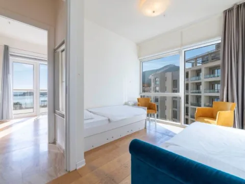 Sale, two bedroom apartment, 85m², Tre Canne, Budva - image 2