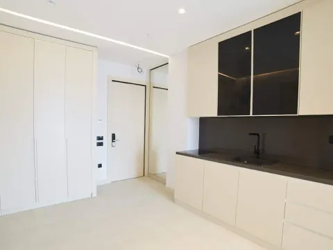 Sale, studio apartment, 45m², Bečići, Budva - image 2