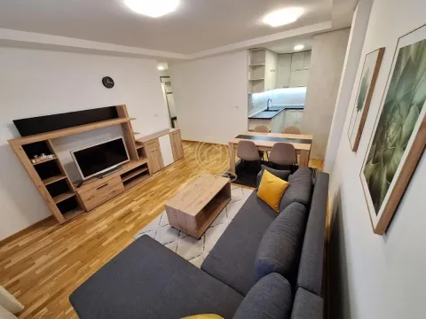 Izdavanje, dvosoban stan, 43m², Liman 4, Novi Sad Sve Podlokacije - image 2