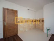 Izdavanje, trosoban stan, 80m², City Kvart, Podgorica - image 4