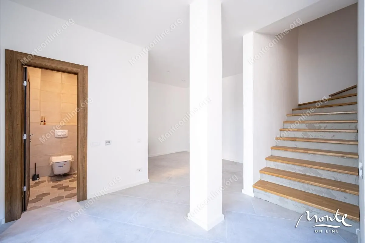 Prodaja, kuća, 173m², Krašići, Tivat