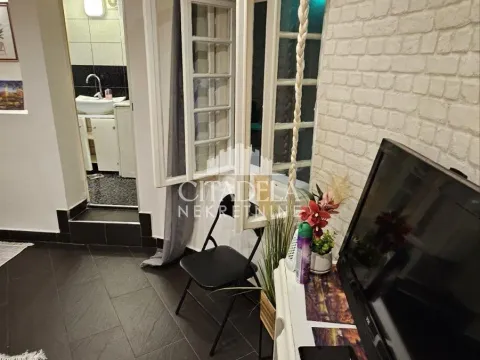 Prodaja, dvosoban stan, 18m², Skadarlija, Beograd - image 4