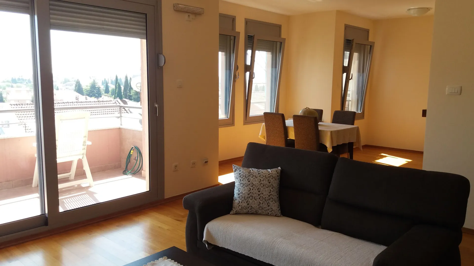 Rent, three bedroom apartment, 125m², Gorica C, Podgorica
