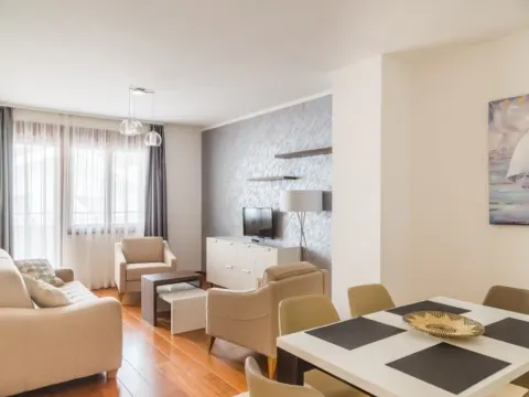 Prodaja, dvosoban stan, 85m², Bečići, Budva - image 2