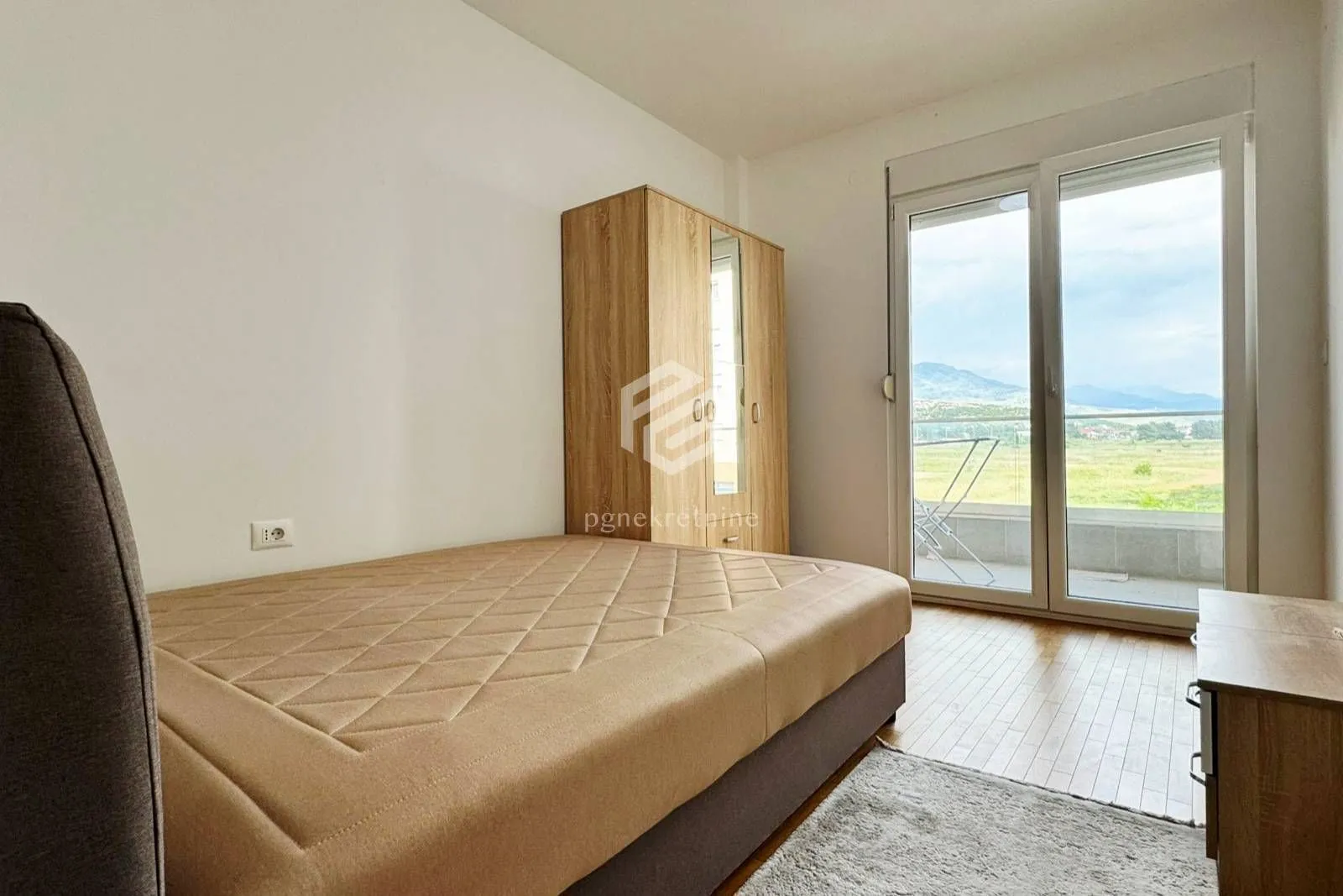 Rent, one bedroom apartment, 47m², Stari Aerodrom, Podgorica